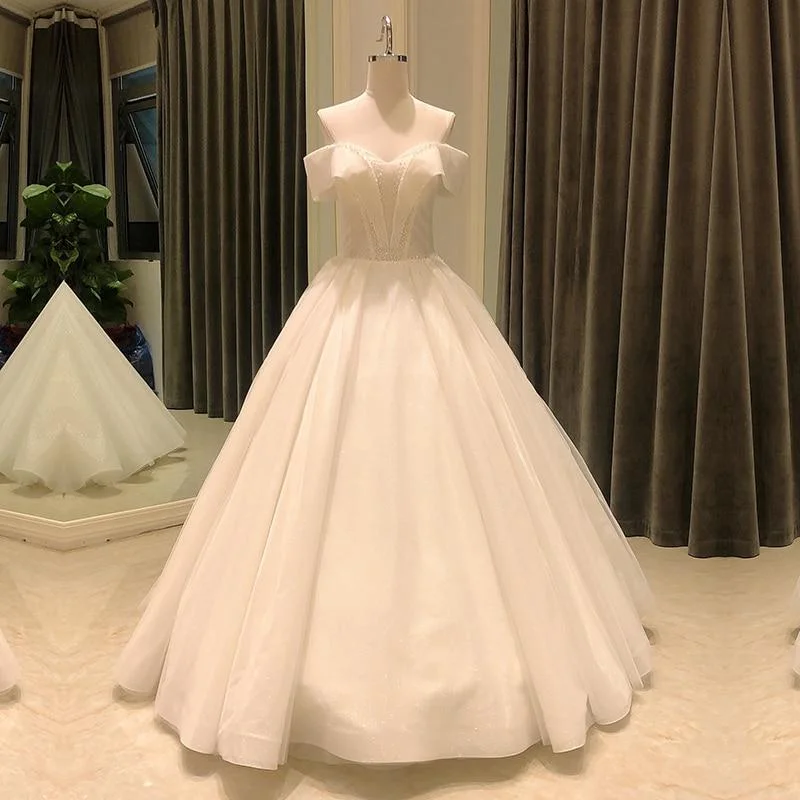 Elegant Bridal Off Shoulder Simple Ball Gown Wedding Dress with Beads