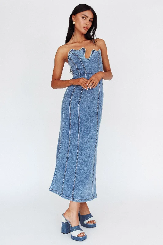 Horizon Strapless Wavy Neckline Midi Denim Blue Lace midi dresses